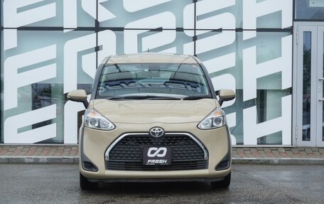 Toyota Sienta II, 2019 год, 1 643 000 рублей, 2 фотография
