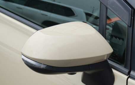 Toyota Sienta II, 2019 год, 1 643 000 рублей, 10 фотография