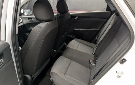 Hyundai Solaris II рестайлинг, 2022 год, 1 770 000 рублей, 5 фотография
