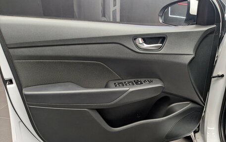 Hyundai Solaris II рестайлинг, 2022 год, 1 770 000 рублей, 8 фотография