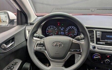 Hyundai Solaris II рестайлинг, 2022 год, 1 770 000 рублей, 19 фотография
