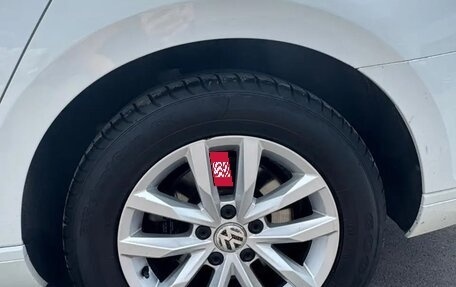 Volkswagen Passat B8 рестайлинг, 2017 год, 1 770 000 рублей, 3 фотография