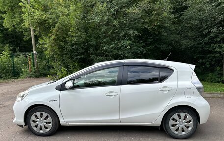 Toyota Aqua I, 2012 год, 785 000 рублей, 5 фотография