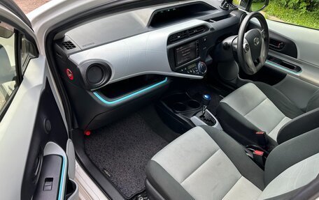 Toyota Aqua I, 2012 год, 785 000 рублей, 15 фотография