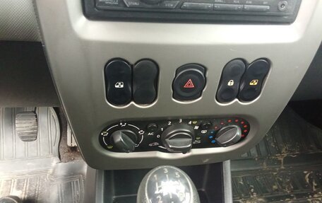 Renault Logan I, 2012 год, 460 000 рублей, 9 фотография