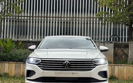 Volkswagen Lavida, 2023 год, 1 250 285 рублей, 2 фотография