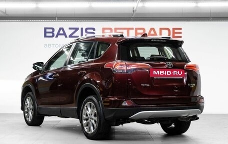Toyota RAV4, 2017 год, 1 990 000 рублей, 8 фотография