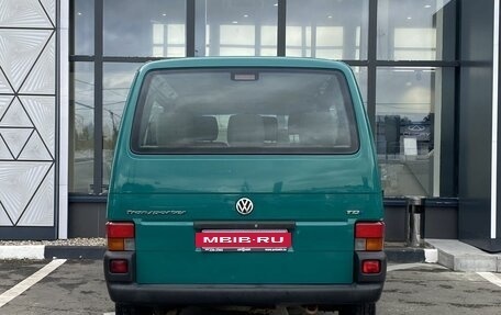 Volkswagen Transporter T4, 2002 год, 1 099 000 рублей, 6 фотография