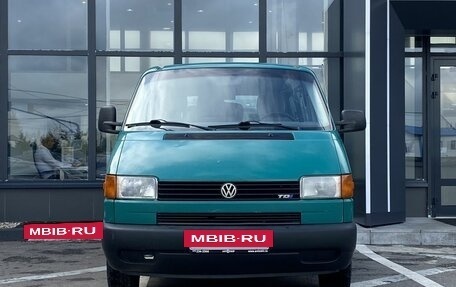 Volkswagen Transporter T4, 2002 год, 1 099 000 рублей, 2 фотография