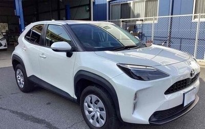 Toyota Yaris, 2023 год, 1 675 000 рублей, 1 фотография
