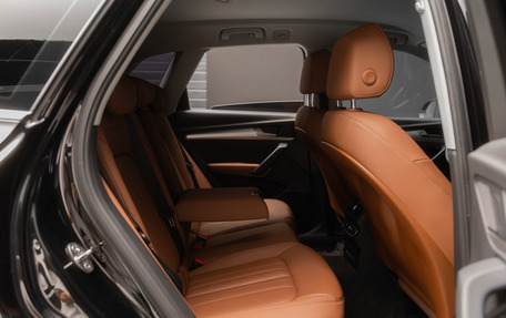 Audi Q5, 2021 год, 4 350 000 рублей, 24 фотография