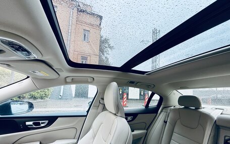 Volvo S60 III, 2022 год, 3 900 000 рублей, 9 фотография