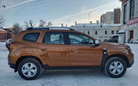 Renault Duster, 2021 год, 2 400 000 рублей, 3 фотография