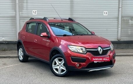 Renault Sandero II рестайлинг, 2018 год, 979 000 рублей, 3 фотография