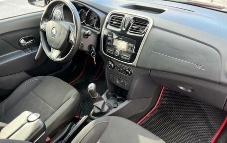 Renault Sandero II рестайлинг, 2018 год, 979 000 рублей, 13 фотография