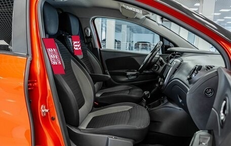 Renault Kaptur I рестайлинг, 2016 год, 1 232 000 рублей, 15 фотография