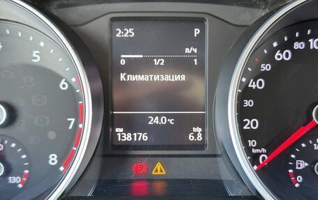 Volkswagen Tiguan II, 2017 год, 1 890 000 рублей, 25 фотография