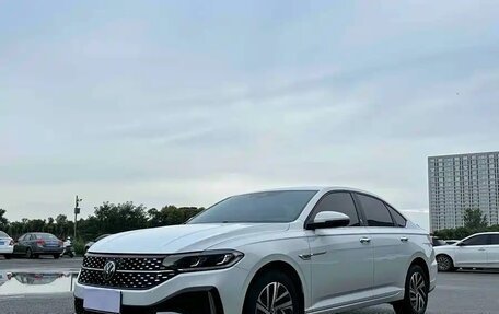 Volkswagen Lavida, 2022 год, 1 640 012 рублей, 1 фотография