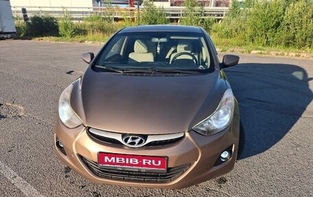 Hyundai Elantra V, 2013 год, 500 000 рублей, 1 фотография