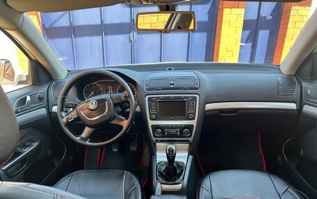Skoda Octavia, 2010 год, 1 100 000 рублей, 8 фотография