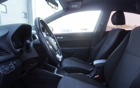Hyundai Solaris II рестайлинг, 2018 год, 1 230 000 рублей, 10 фотография