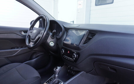 Hyundai Solaris II рестайлинг, 2018 год, 1 230 000 рублей, 20 фотография