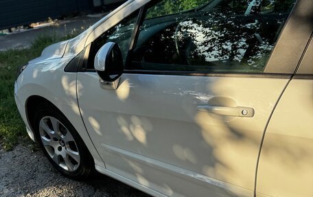 Peugeot 308 II, 2012 год, 560 000 рублей, 2 фотография