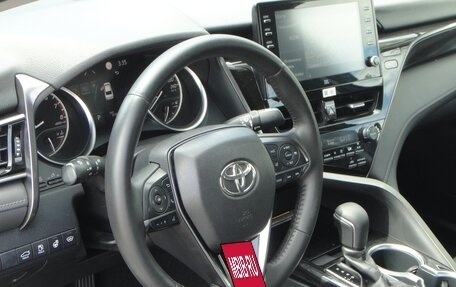 Toyota Camry, 2021 год, 3 190 000 рублей, 13 фотография