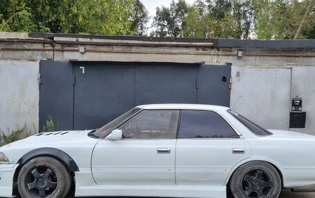 Toyota Mark II VIII (X100), 1989 год, 450 000 рублей, 2 фотография