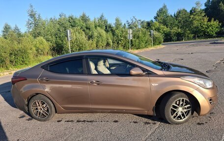 Hyundai Elantra V, 2013 год, 500 000 рублей, 4 фотография