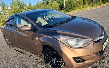Hyundai Elantra V, 2013 год, 500 000 рублей, 3 фотография