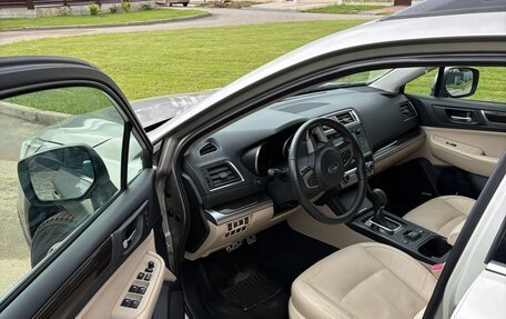 Subaru Outback IV рестайлинг, 2015 год, 2 500 000 рублей, 3 фотография