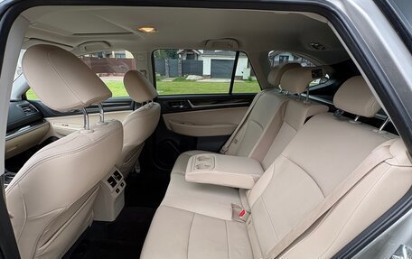 Subaru Outback IV рестайлинг, 2015 год, 2 500 000 рублей, 4 фотография