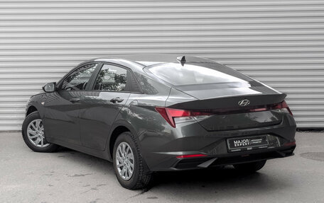Hyundai Elantra, 2022 год, 2 100 000 рублей, 7 фотография