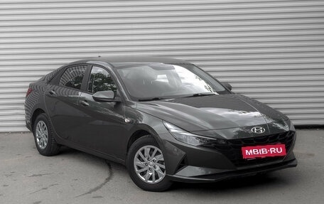 Hyundai Elantra, 2022 год, 2 100 000 рублей, 3 фотография