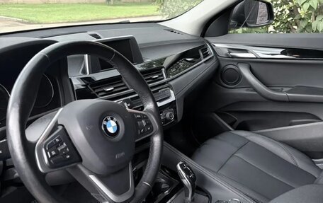 BMW X2, 2018 год, 2 100 000 рублей, 5 фотография
