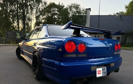 Nissan Skyline, 1998 год, 1 200 000 рублей, 3 фотография