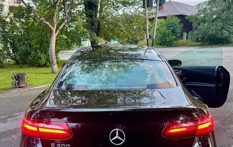 Mercedes-Benz E-Класс, 2017 год, 3 490 000 рублей, 10 фотография