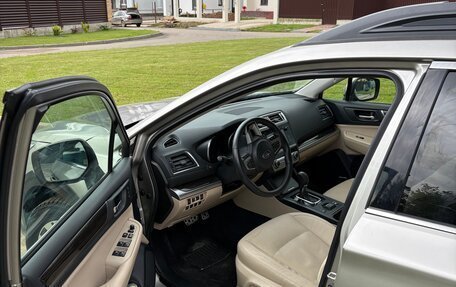 Subaru Outback IV рестайлинг, 2015 год, 2 500 000 рублей, 3 фотография