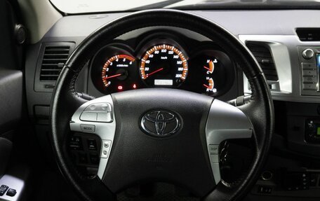Toyota Hilux VII, 2012 год, 1 575 000 рублей, 19 фотография