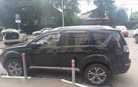 Mitsubishi Outlander III рестайлинг 3, 2008 год, 1 300 000 рублей, 3 фотография