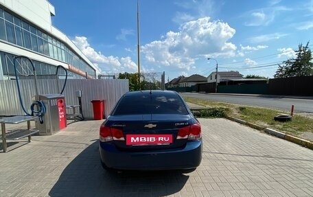 Chevrolet Cruze II, 2010 год, 480 000 рублей, 4 фотография