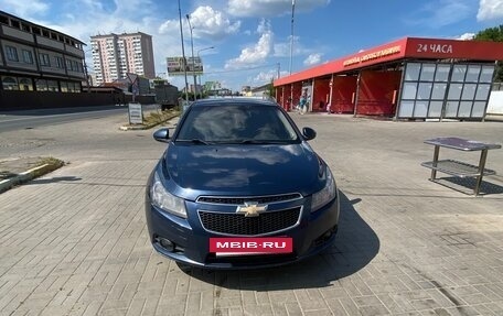 Chevrolet Cruze II, 2010 год, 480 000 рублей, 8 фотография