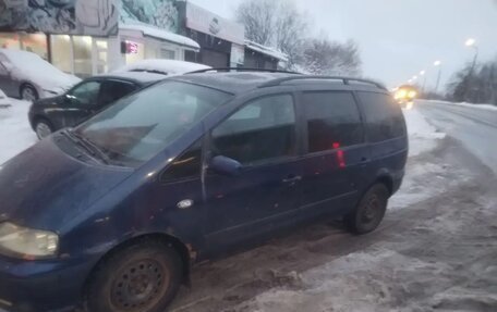 SEAT Alhambra II рестайлинг, 2003 год, 270 000 рублей, 2 фотография