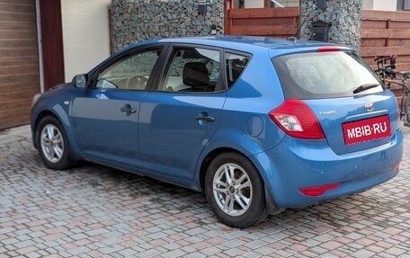 KIA cee'd I рестайлинг, 2010 год, 680 000 рублей, 6 фотография