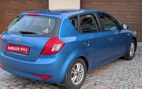 KIA cee'd I рестайлинг, 2010 год, 680 000 рублей, 9 фотография