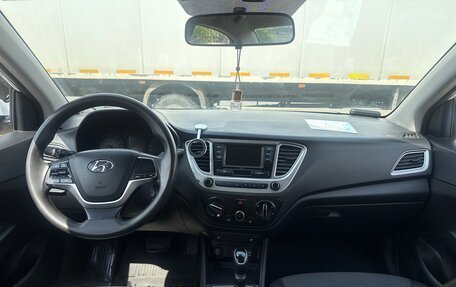 Hyundai Solaris II рестайлинг, 2020 год, 990 000 рублей, 7 фотография