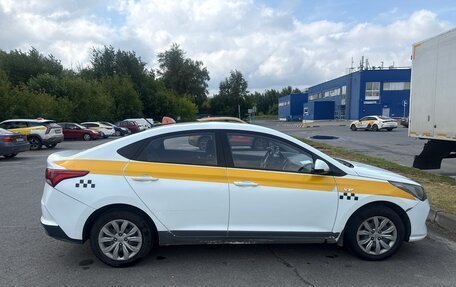 Hyundai Solaris II рестайлинг, 2020 год, 990 000 рублей, 4 фотография