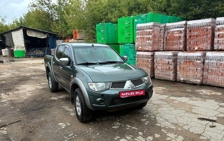 Mitsubishi L200 IV рестайлинг, 2011 год, 1 400 000 рублей, 1 фотография