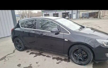 Opel Astra J, 2011 год, 510 000 рублей, 4 фотография